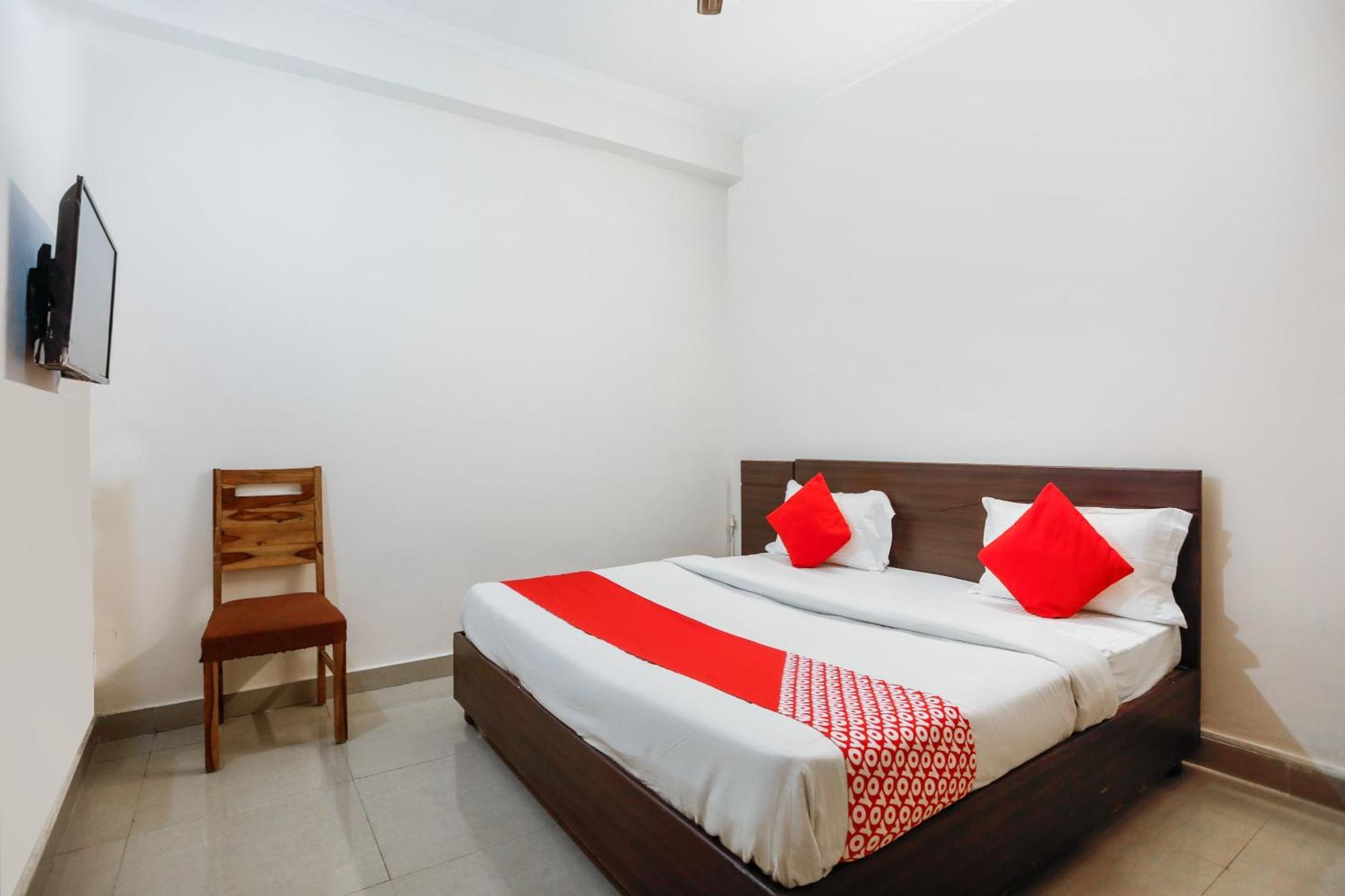 Hotel O Av Residency Near Botanic Garden Of Indian Republic Noida Exterior photo
